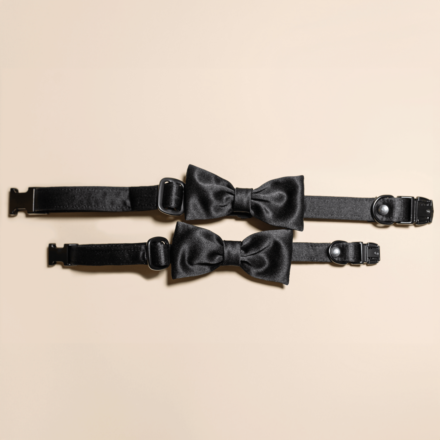 Black collar