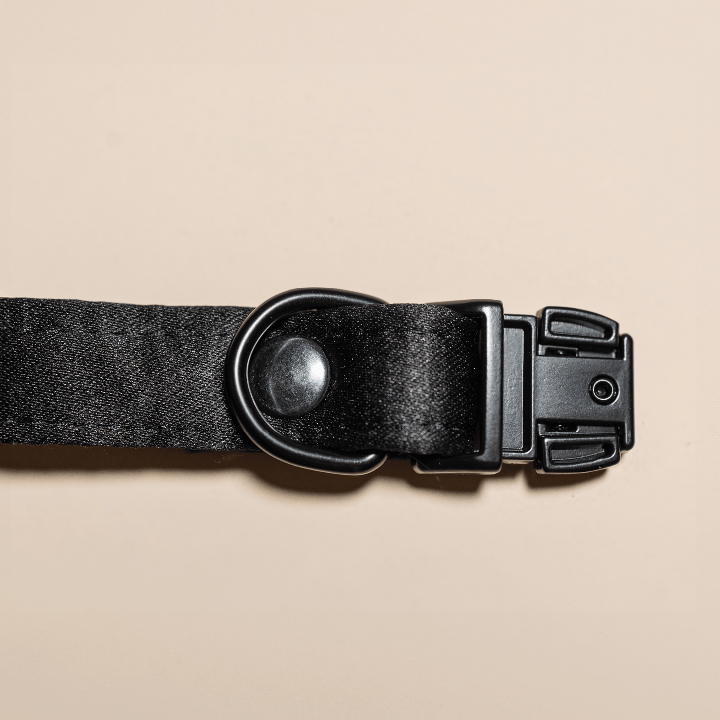 Black collar